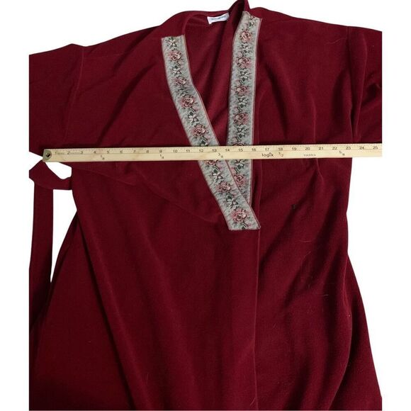 BEAUTIFUL 80s Vintage Vanity Fair Soft Polyester Robe trimmed with Floral Patter - Picture 11 of 13